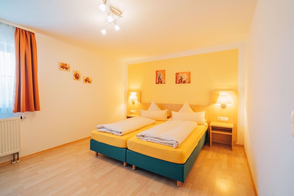 Hotel Abenstal Basic Double Room 2