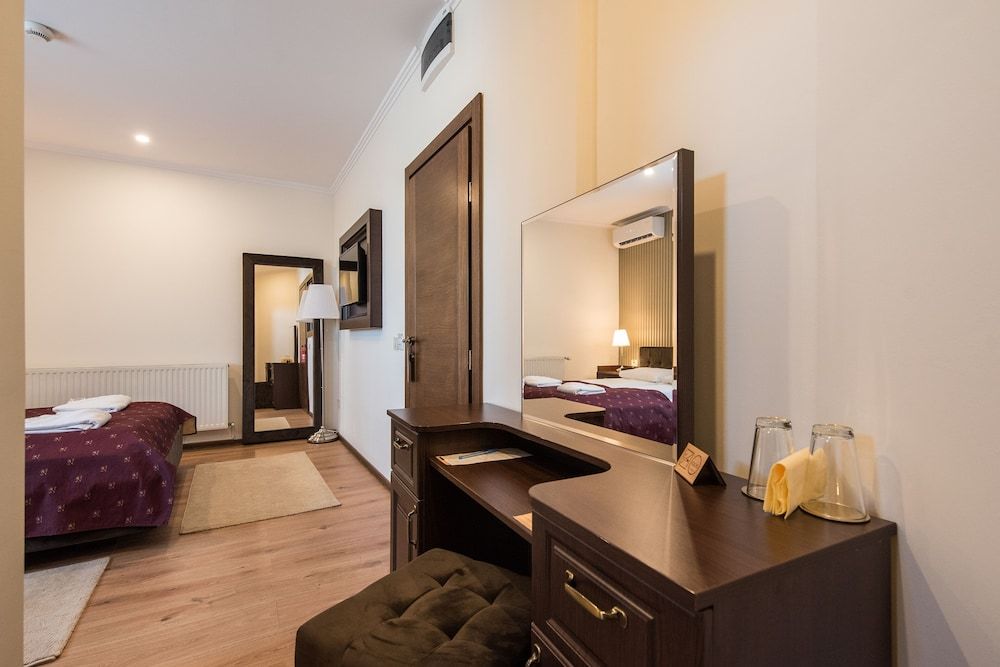 Pensiunea David Deluxe Room 7