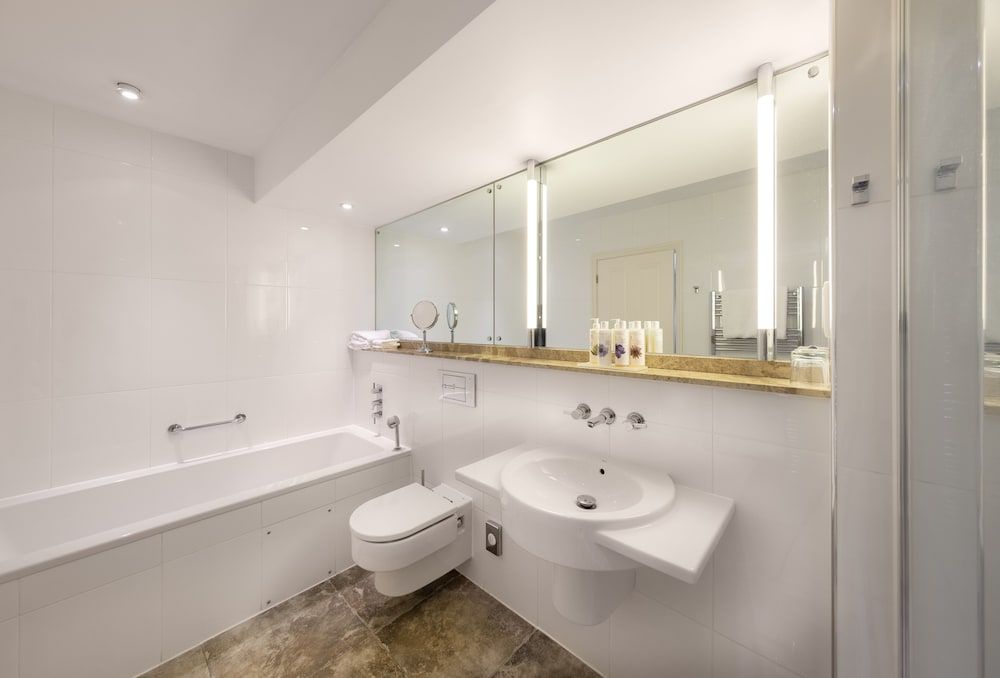 The Crown Stoke By Nayland Deluxe Double Room 8