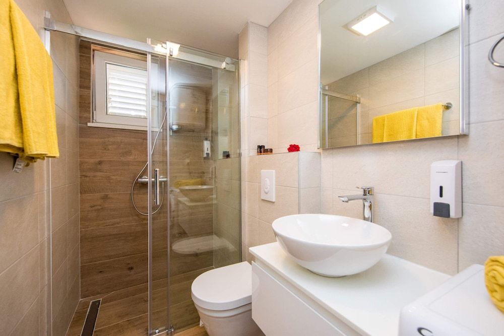 Apartment Velvet Studio (Studio Apartment with Hot Tub) 10