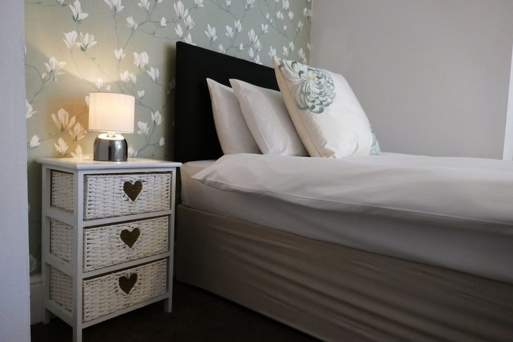 The Victoria Signature Suite, Ensuite (Linton) 4