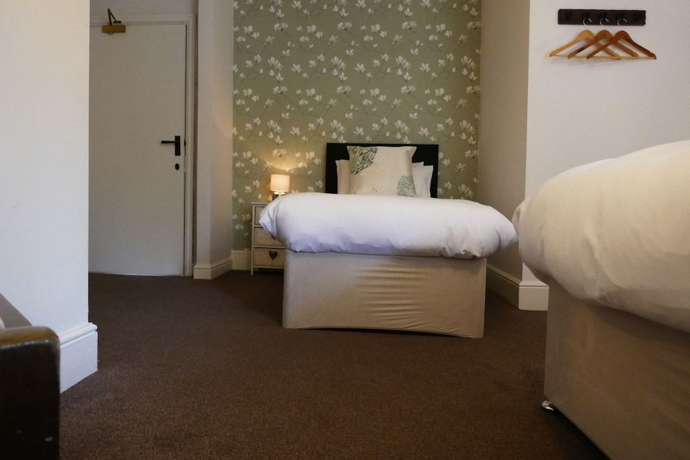 The Victoria Signature Suite, Ensuite (Linton) 5