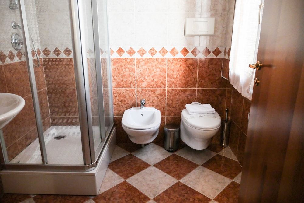 Villanova Hotel Classic Double or Twin Room 13