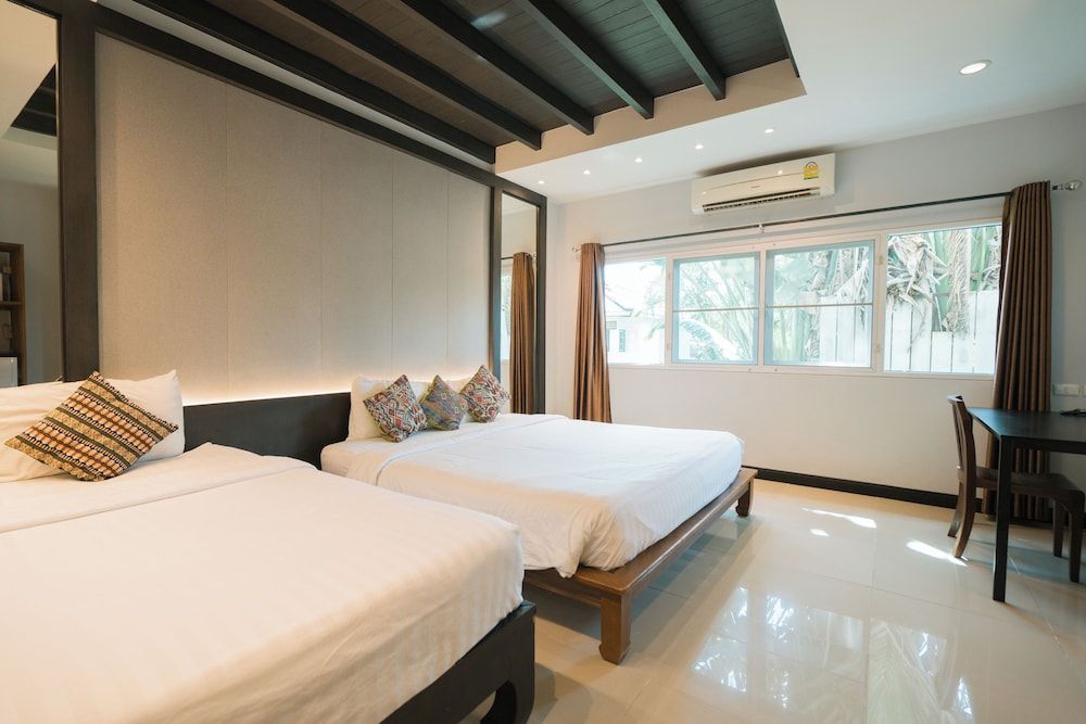 The Opium Chiang Mai Triple Room 5