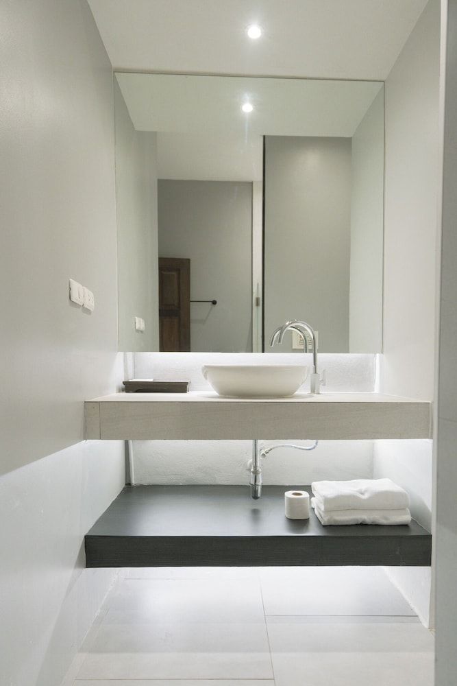 The Opium Chiang Mai Triple Room 10