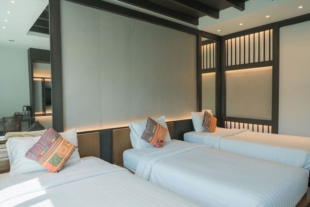 The Opium Chiang Mai Triple Room 4
