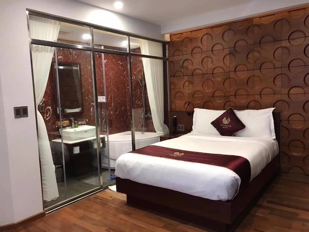 Victorian Hotel Deluxe Double Room, 1 Double Bed 8