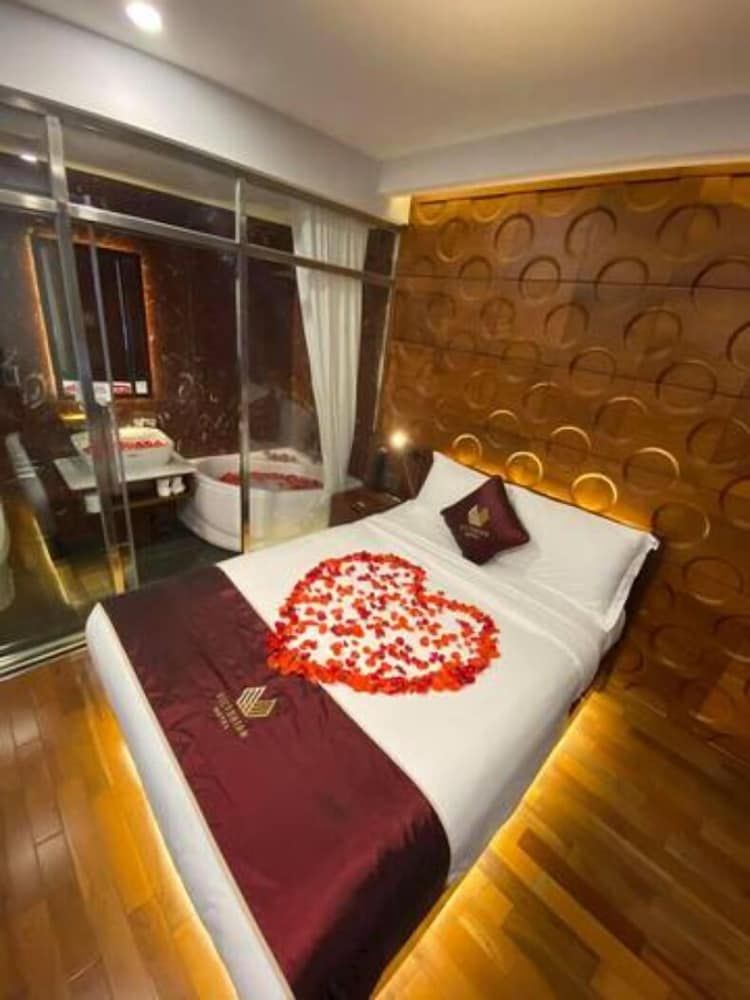 Victorian Hotel Deluxe Double Room, 1 Double Bed 24