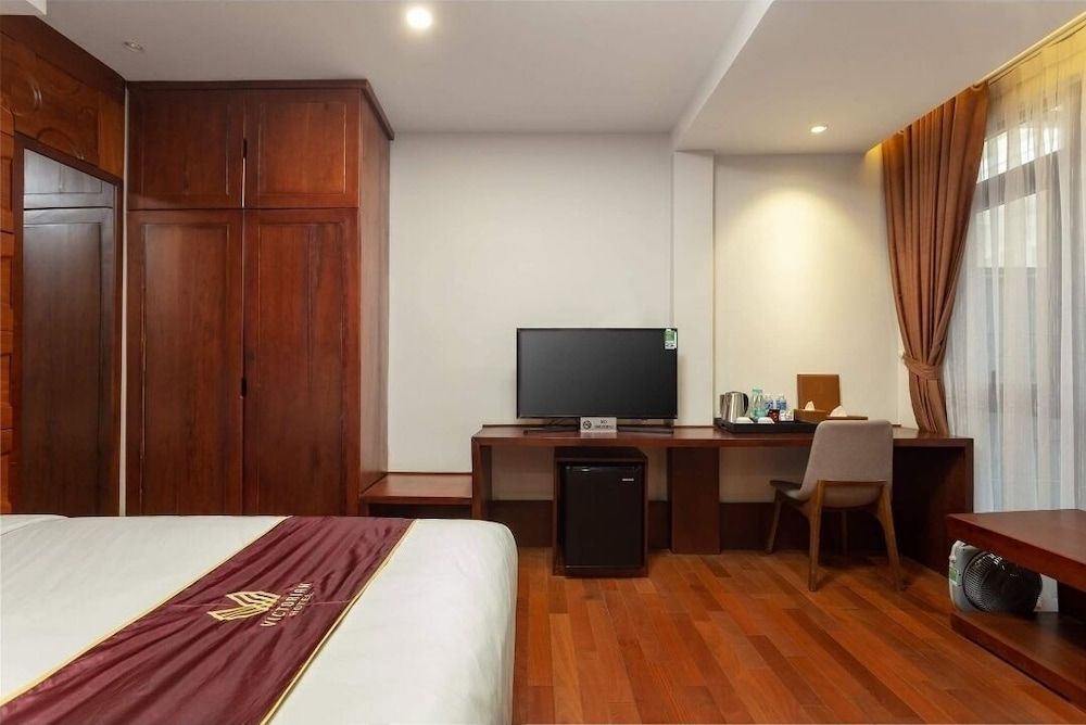 Victorian Hotel Deluxe Double Room, 1 Double Bed 25