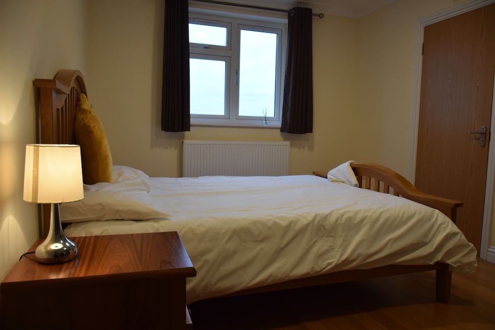 The Bell and Bottle Superior Double Room 2