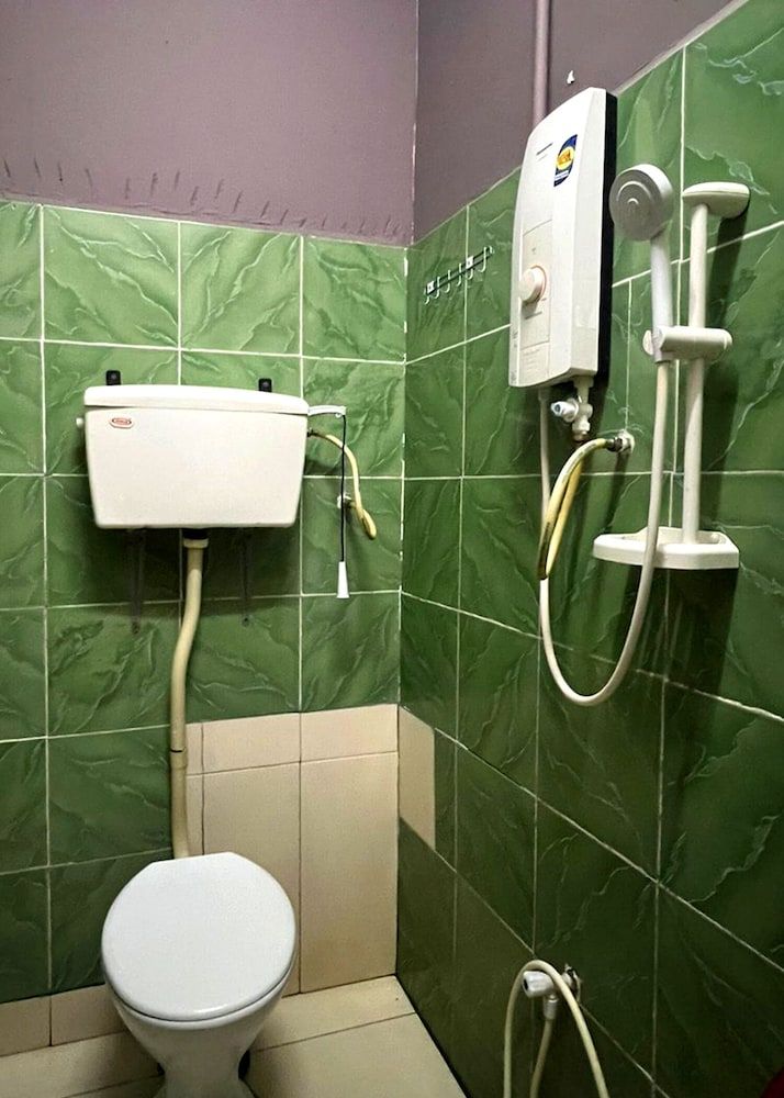 Kajang Star Hotel Double Room 5