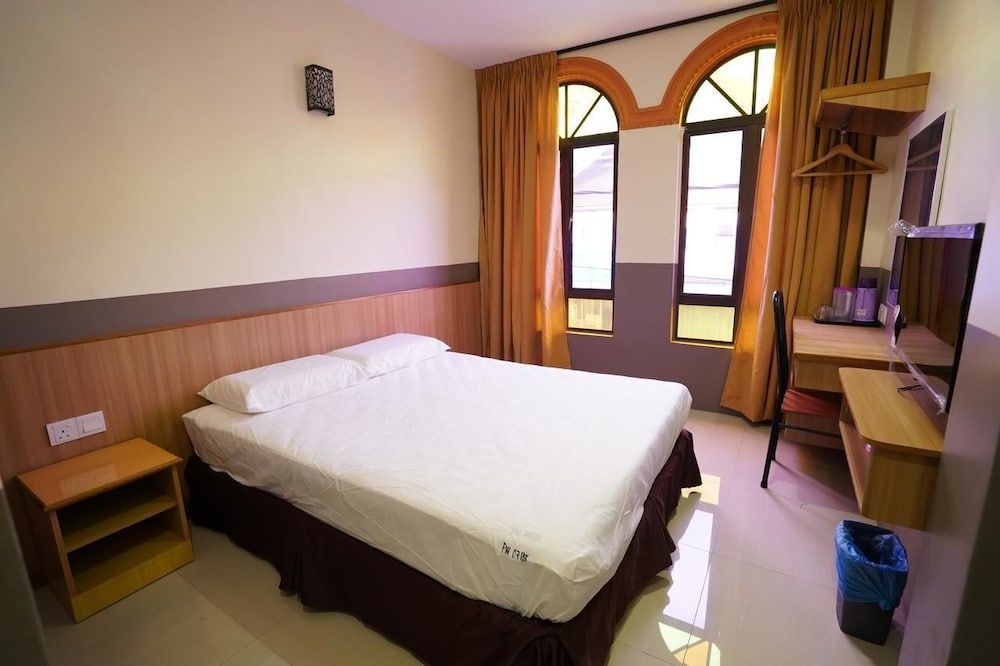 FullyWell Hotel Superior Room 3