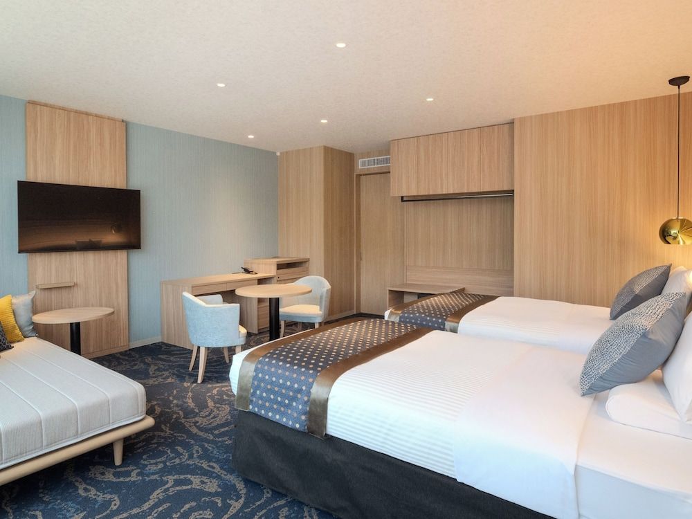Deluxe Twin Room, Non Smoking (with Shower Booth)
