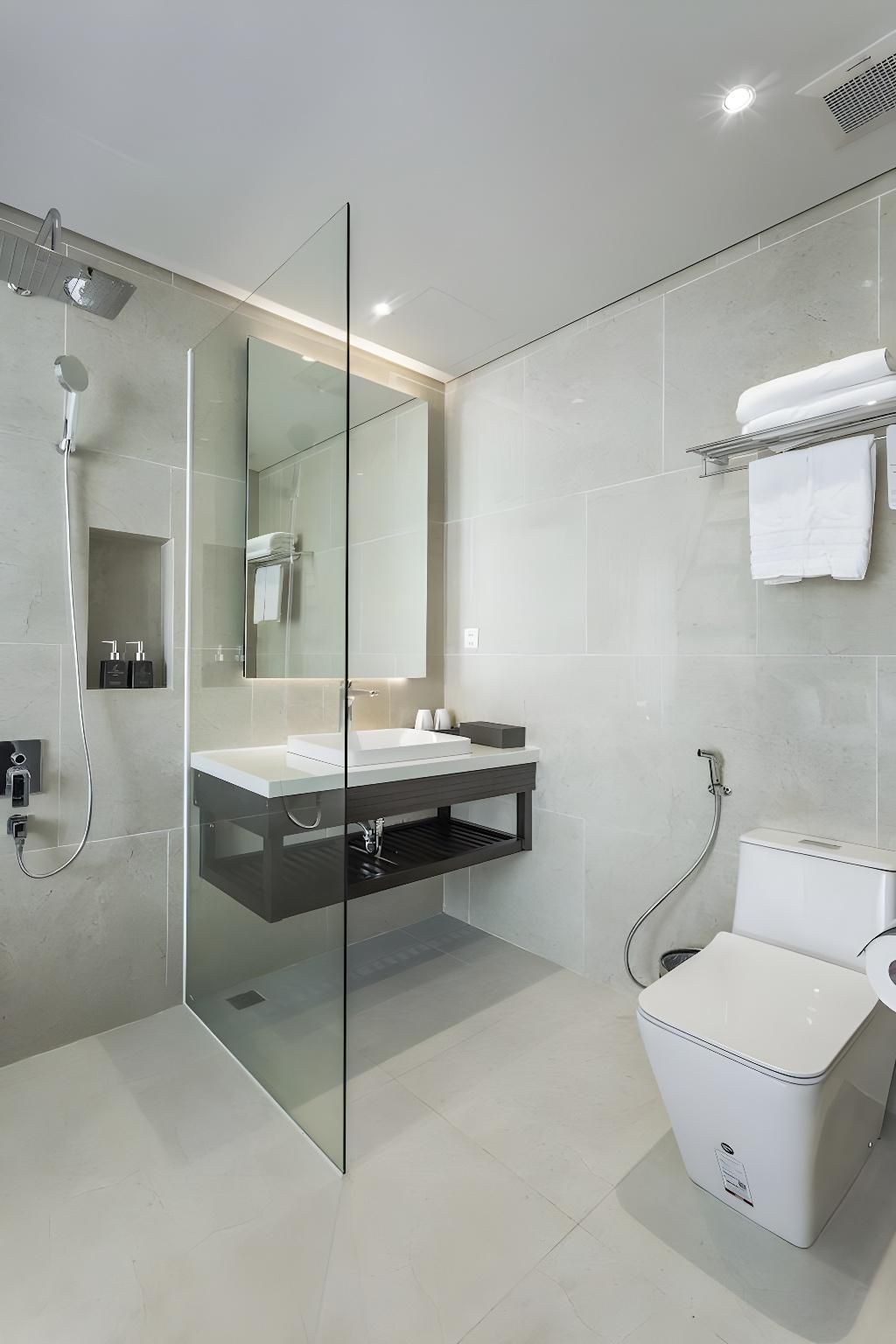 Deluxe Double City View