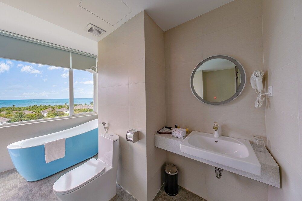 undefined Fansipan Danang Hotel 6