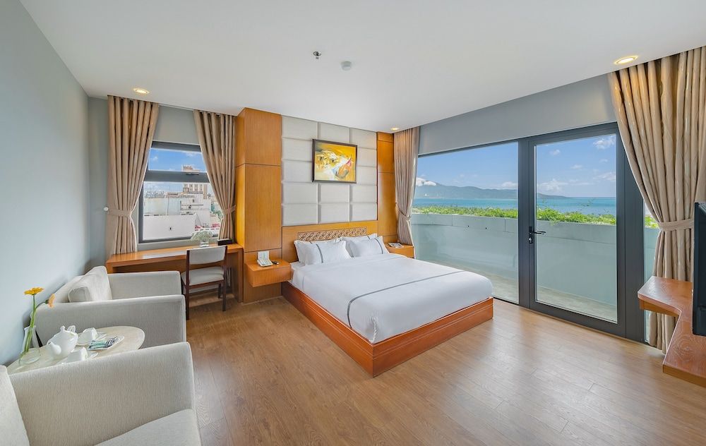 undefined Fansipan Danang Hotel 2