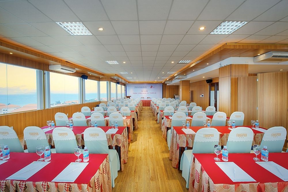 undefined Fansipan Danang Hotel 9