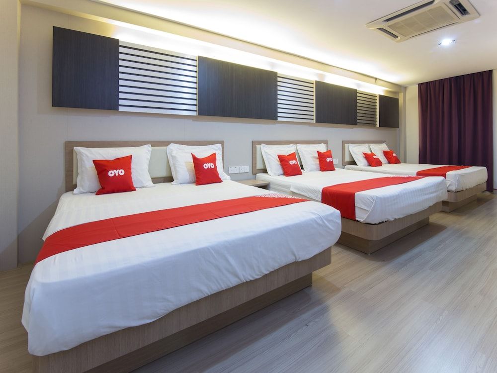 Valley View Hotel Family Double Room, Multiple Beds 4