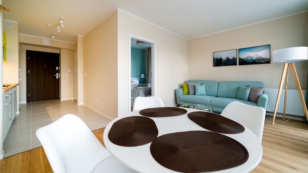 Apartment (73)