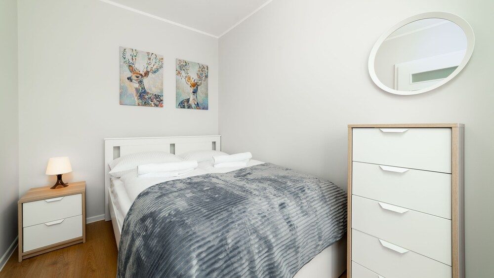 Apartment (27)