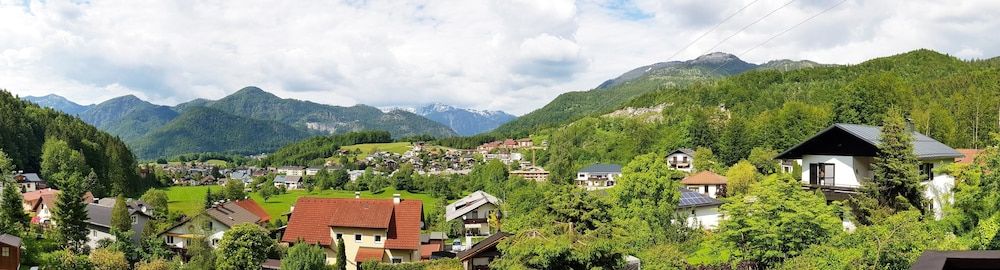 Pan Haus Bad Ischl Classic Suite, Mountain View 15