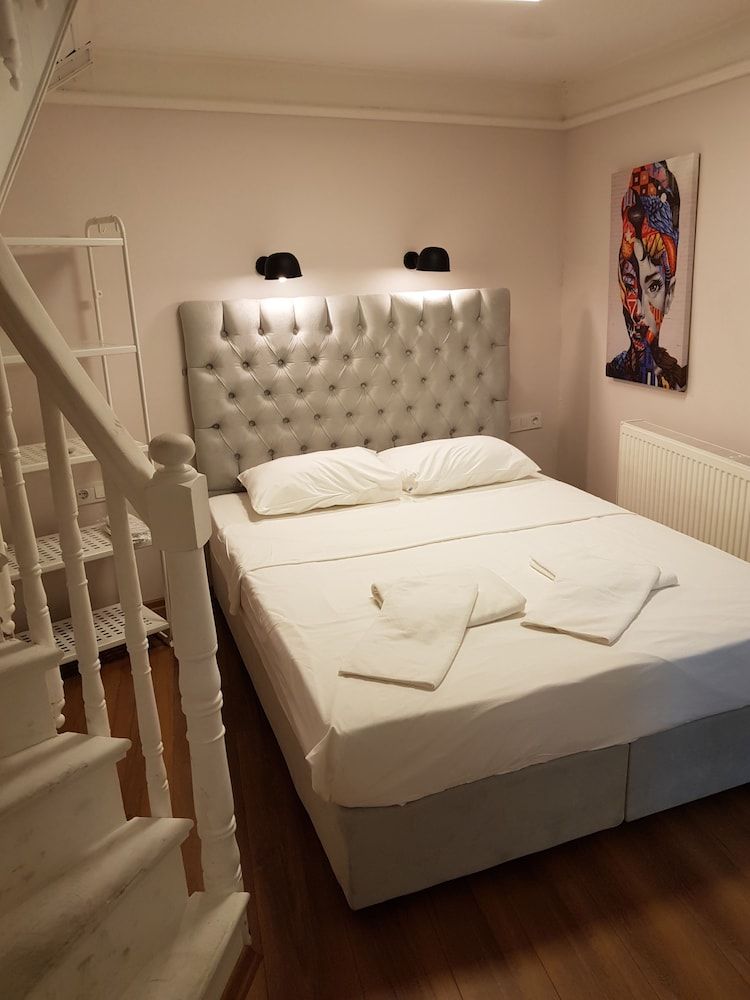 undefined Linden Houses Apartments 2