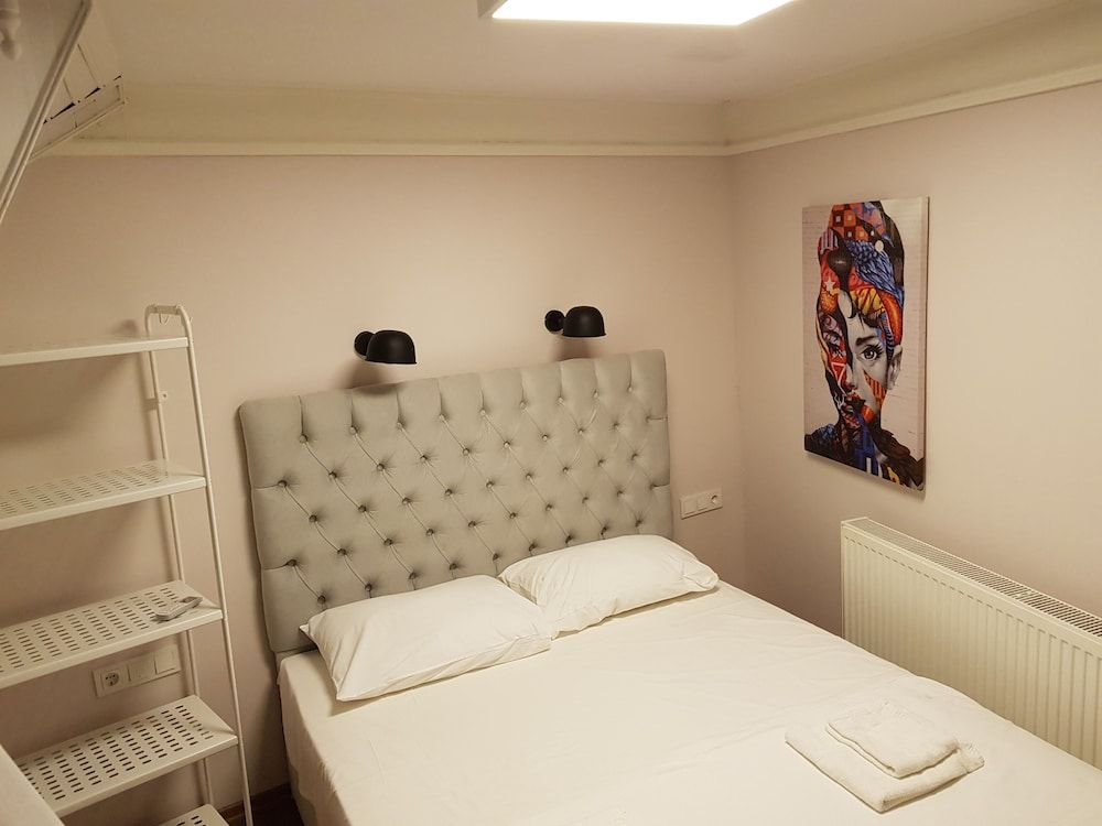 undefined Linden Houses Apartments 9