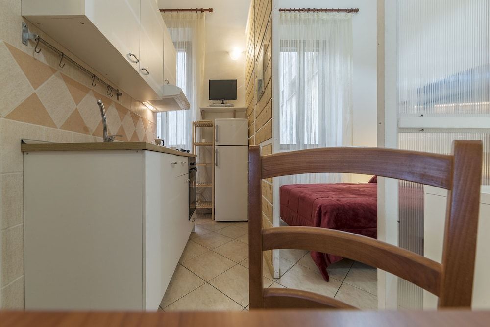 Vittorio Emmanuele & Colosseo Studio Studio 15