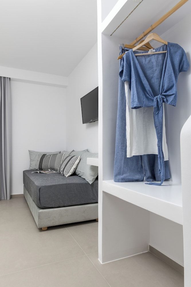 Alenor City Hotel City Triple Room 28