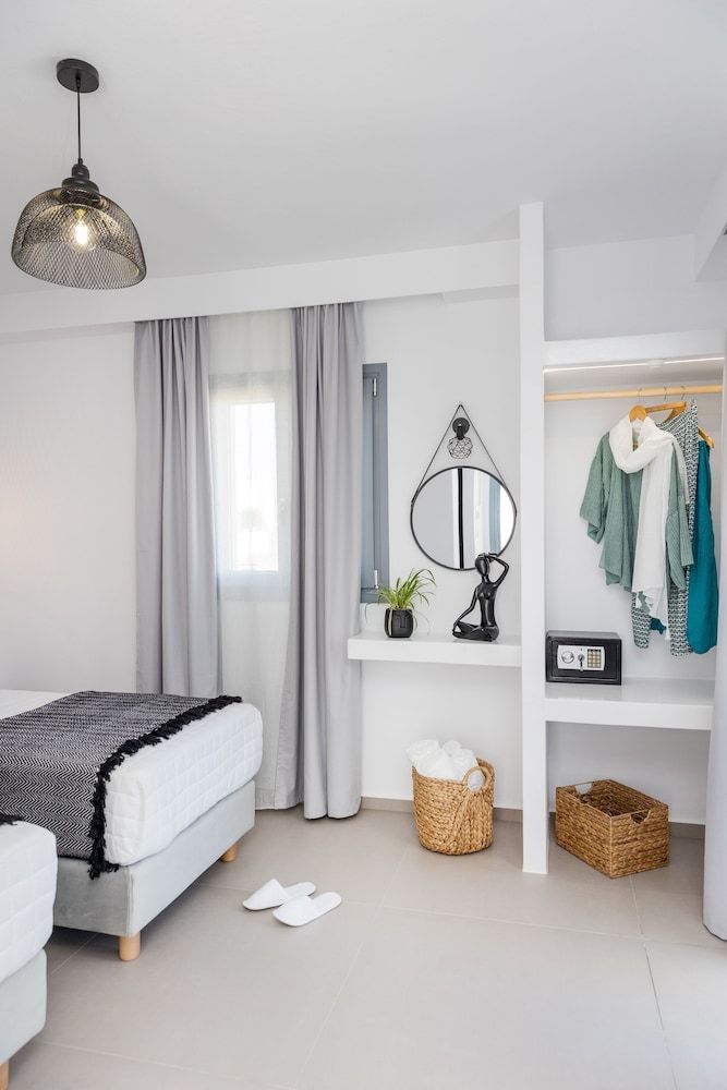 Alenor City Hotel Premier Triple Room 7