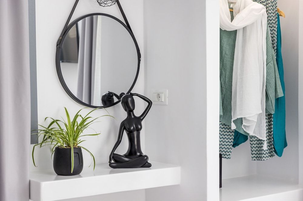 Alenor City Hotel Premier Triple Room 23