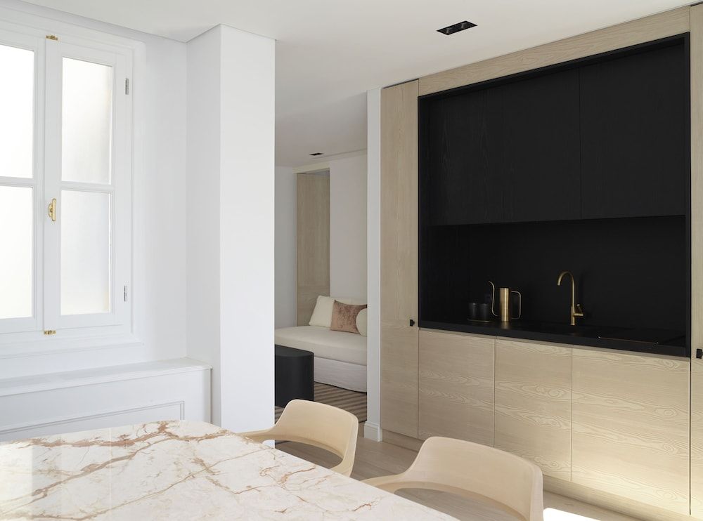 Kinglin Luxury Living Luxury Studio Suite 6