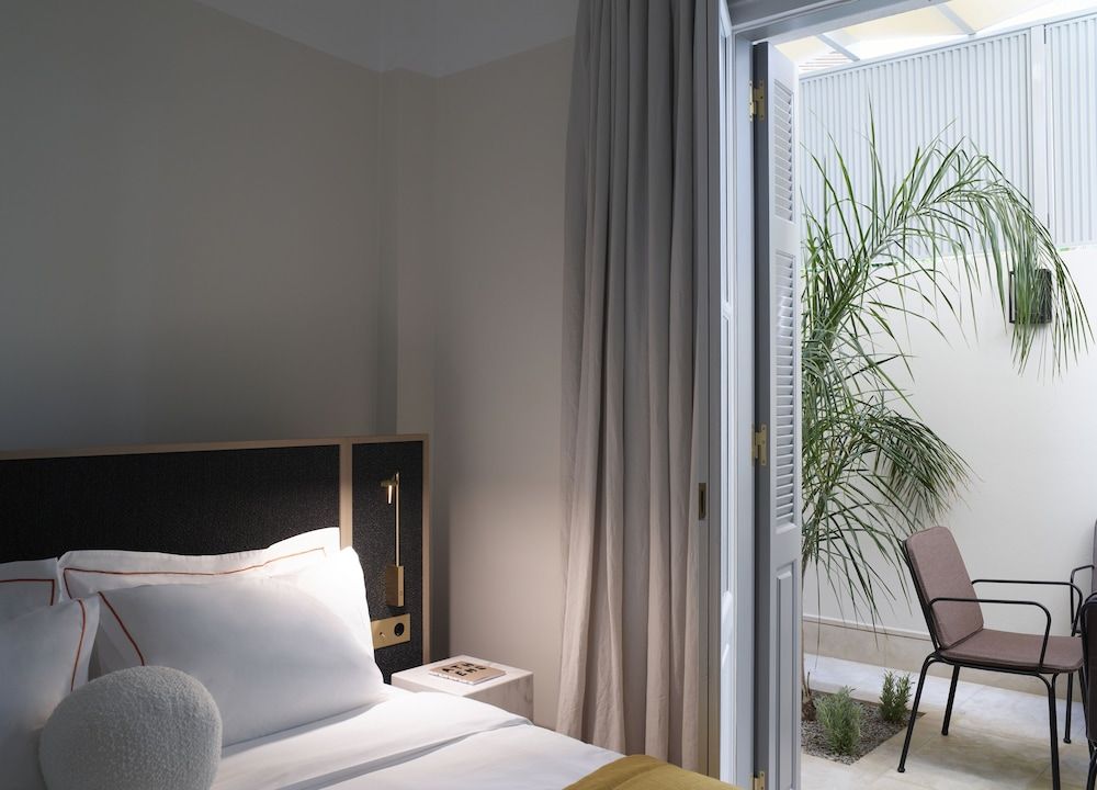 undefined Kinglin Luxury Living 5