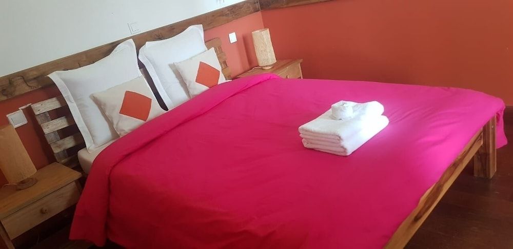 ILO Hotel Comfort Room 6