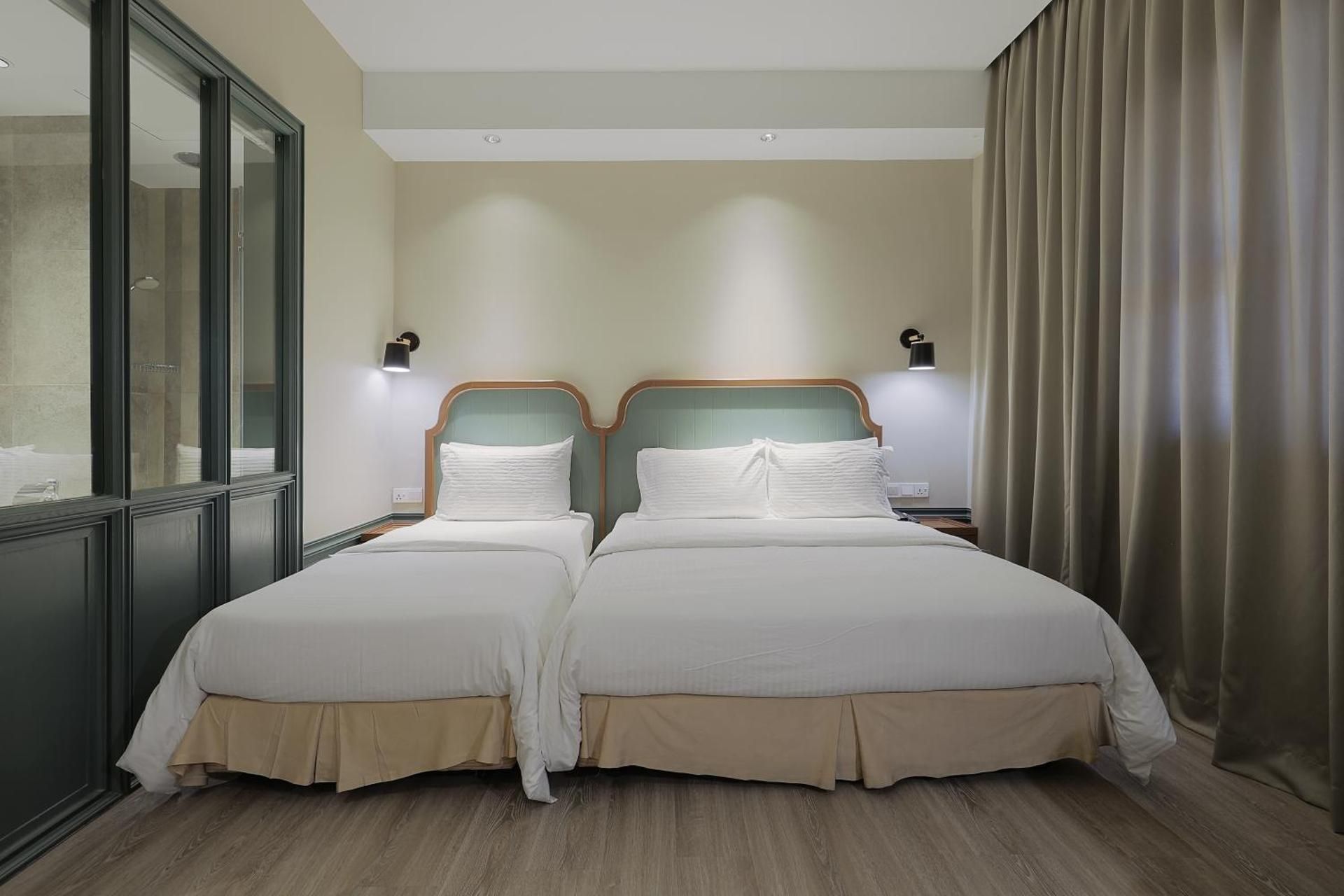 Boutique Extra Room with 1 Queen Bed and 1 Single Bed