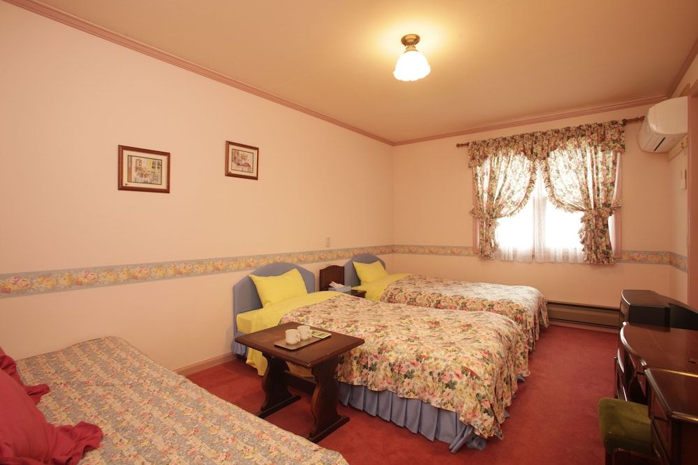 Standard Room (Run of House)