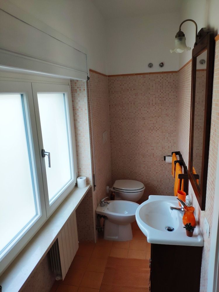 B&B De Angelis Triple Room (arancio) 5