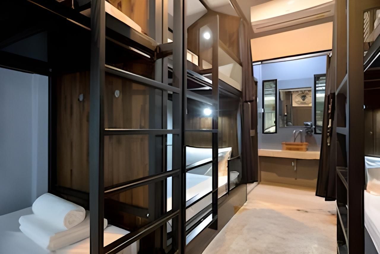 undefined Castle Black Bangkok - Hostel 10