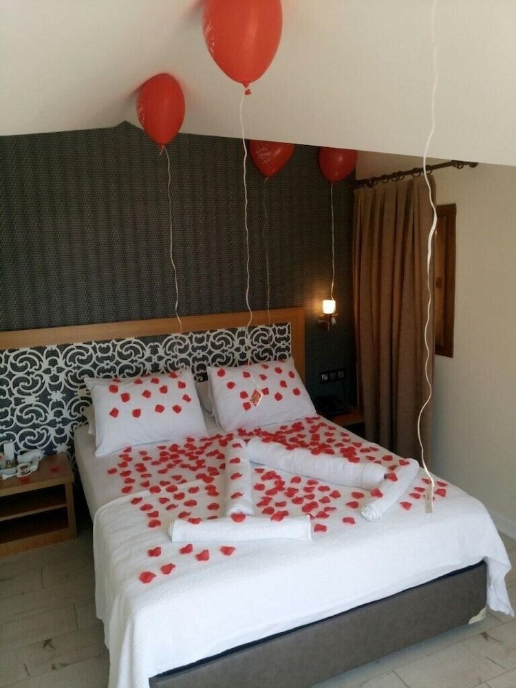 Lila Boutique Hotel Deluxe Double Room, Sea View 2