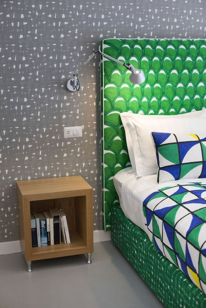 undefined Luxury Design Home & Jacuzzi in Heart of Sorrento 9