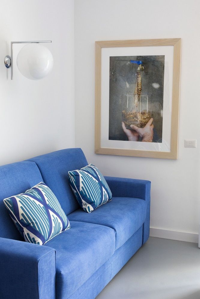 Luxury Design Home & Jacuzzi in Heart of Sorrento Design Apartment 18