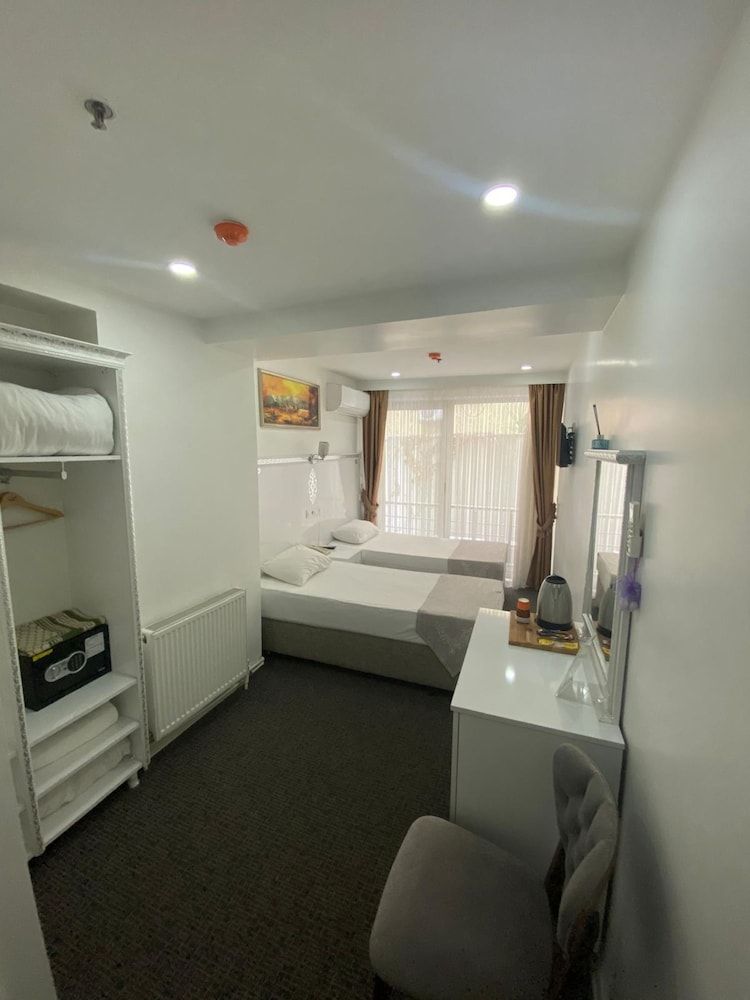 Beyhan Hotel Standard Twin Room, 2 Twin Beds 11