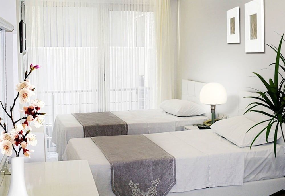 Beyhan Hotel Standard Twin Room, 2 Twin Beds 6
