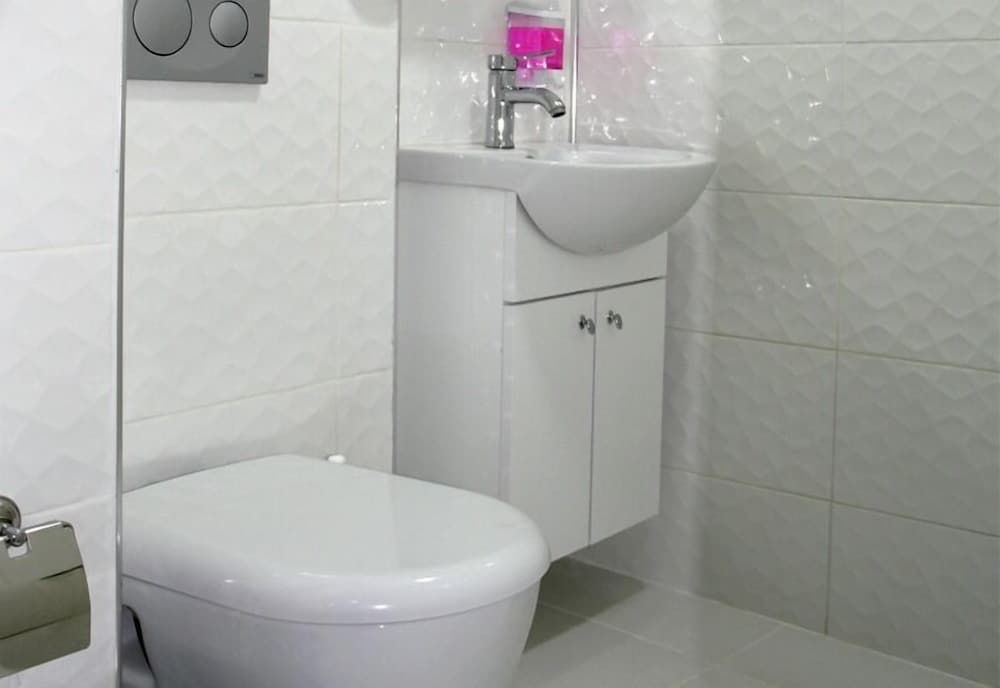 Beyhan Hotel Standard Twin Room, 2 Twin Beds 21