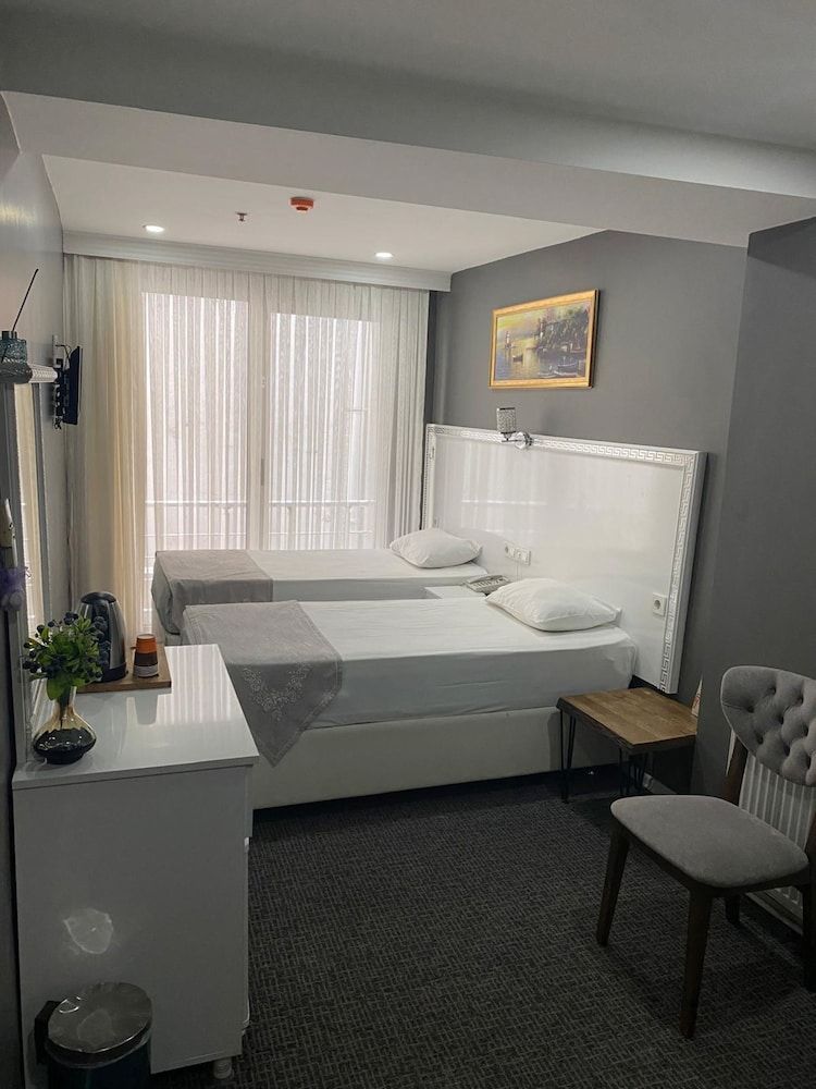 Beyhan Hotel Standard Twin Room, 2 Twin Beds 12