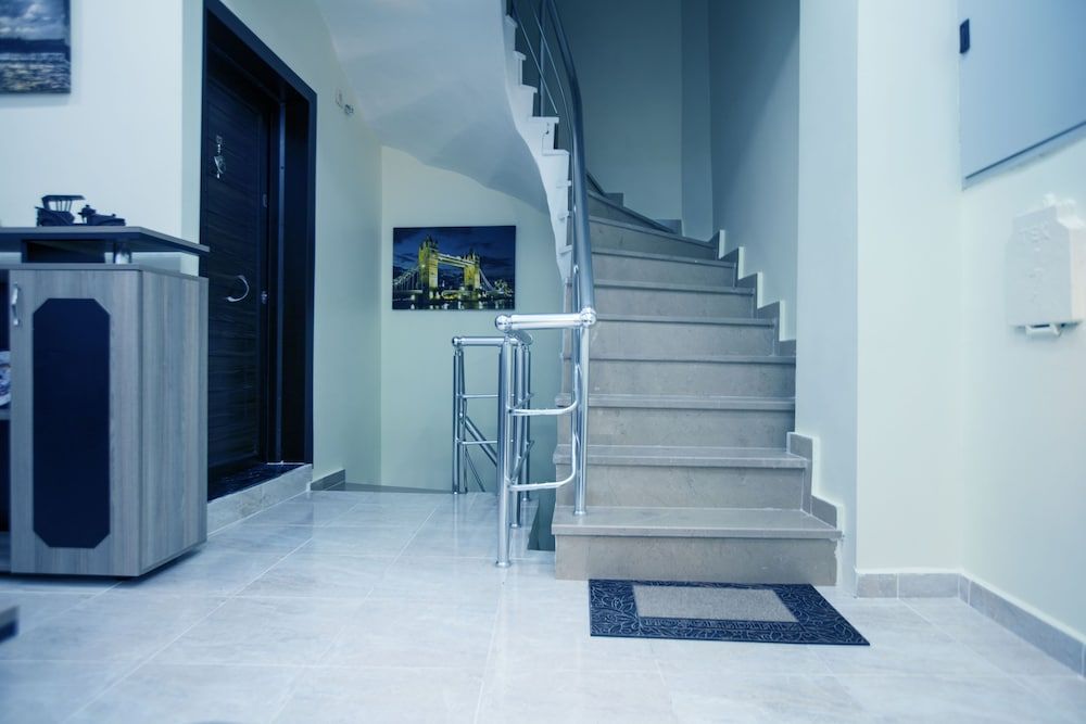 undefined Golden Saray Apart