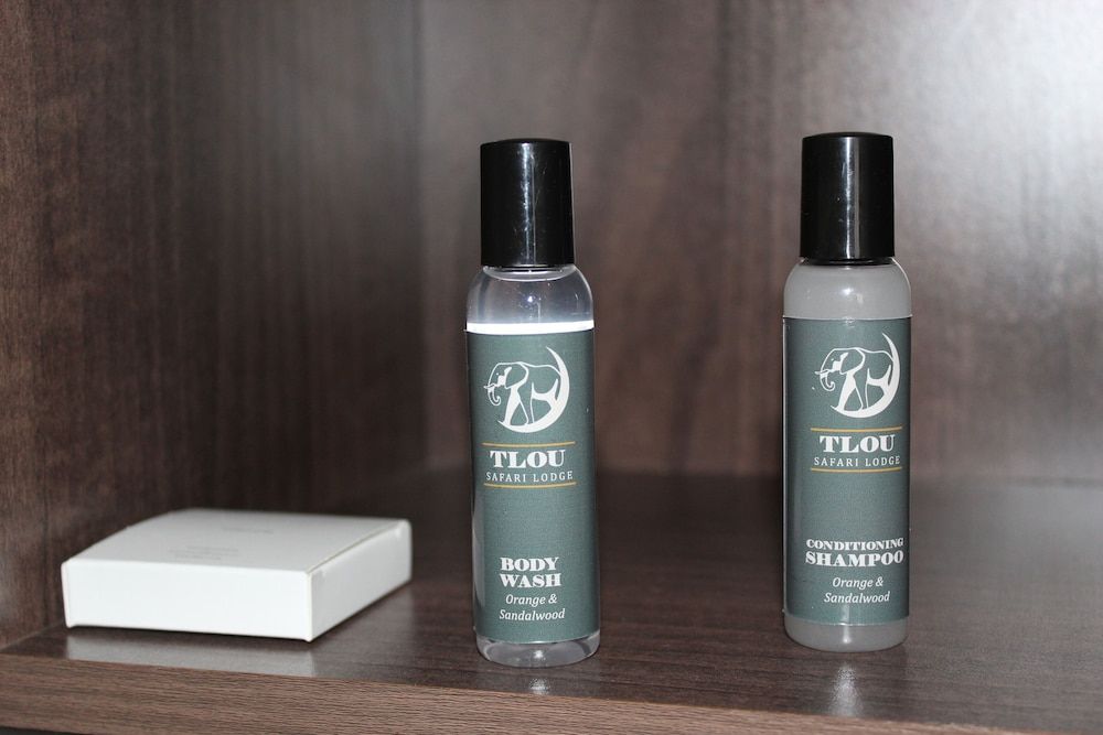 Tlou Safari Lodge Family Chalet, 2 Bedrooms 9