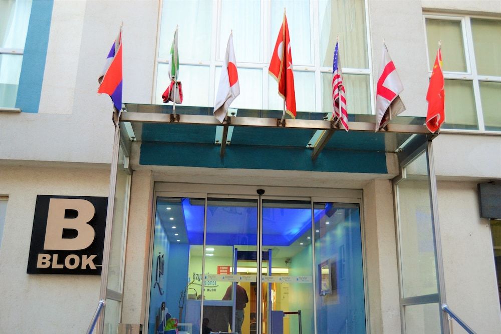 undefined King Apart Suites 5