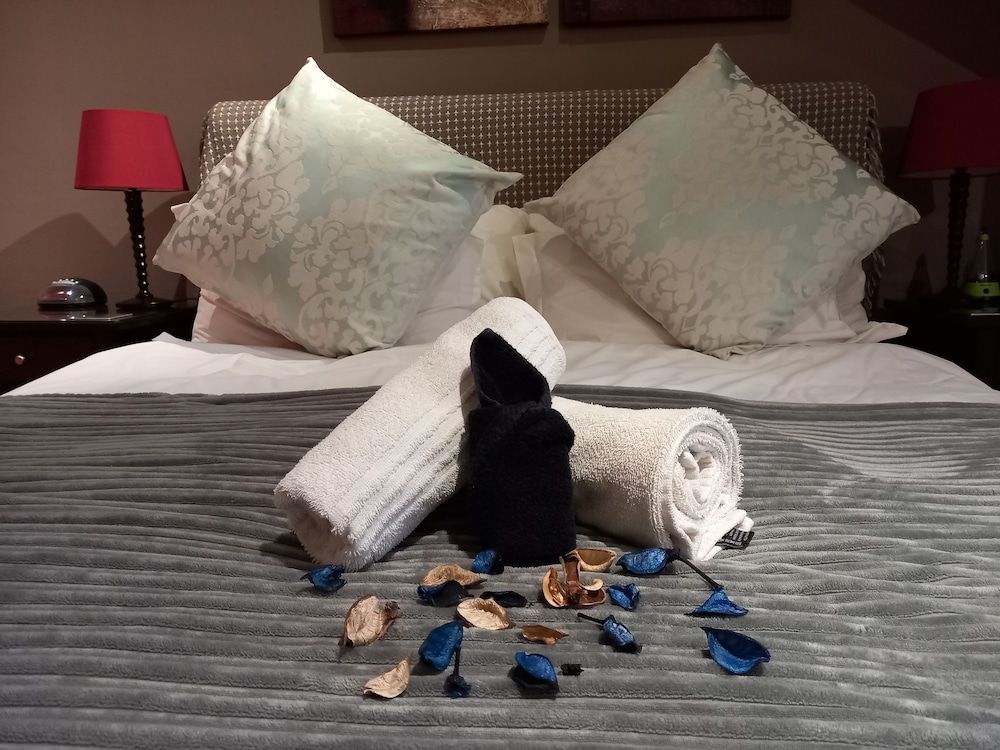 undefined Mandalay Beach B & B 9