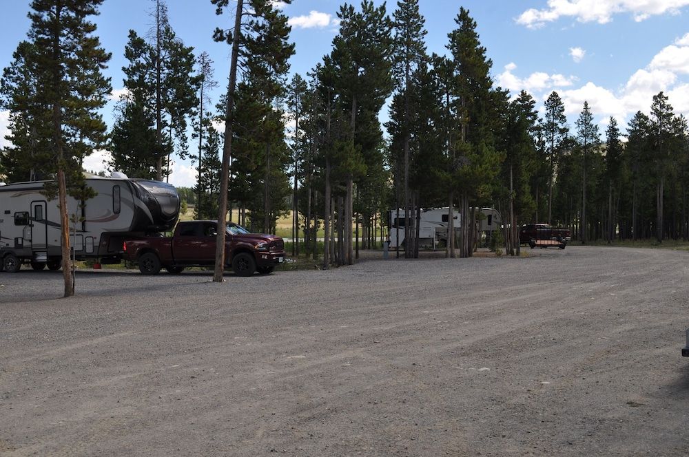 Crooked Creek Family Cabin, Balcony, Mountain View 3
